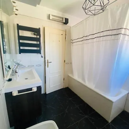 Swordfish Haven Apartamento